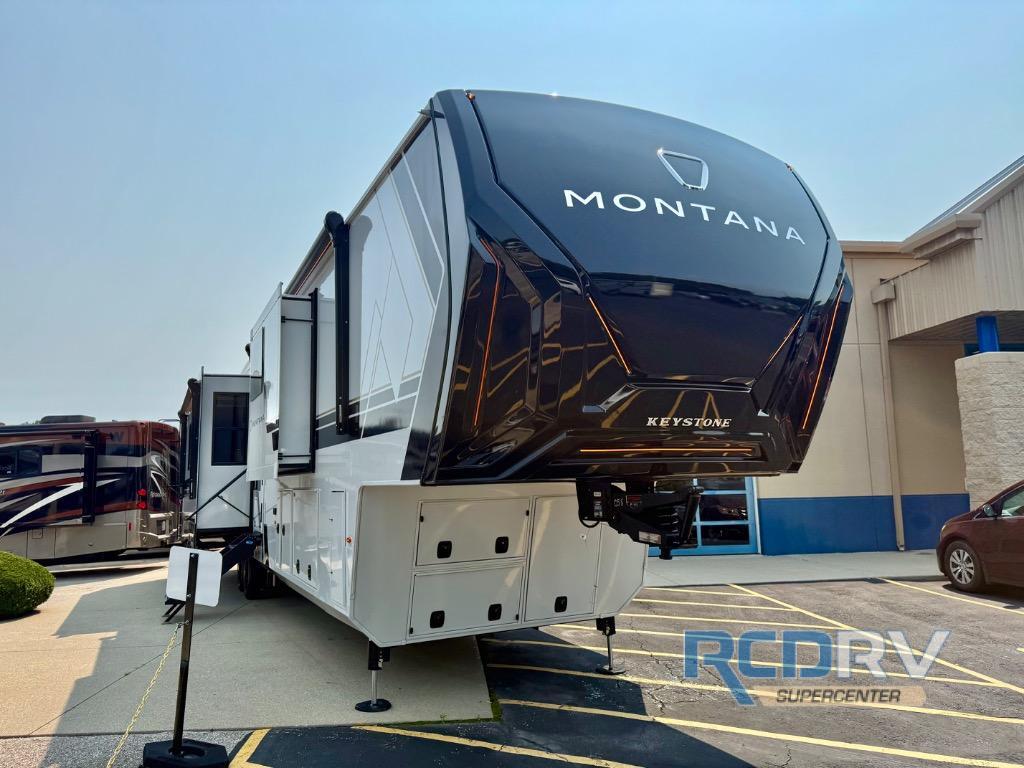 2027 Keystone Rv Montana 3900RK in sunbury OH