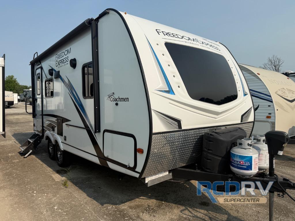 2021 Coachmen Rv Freedom Express Ultra Lite 192RBS in pataskala OH