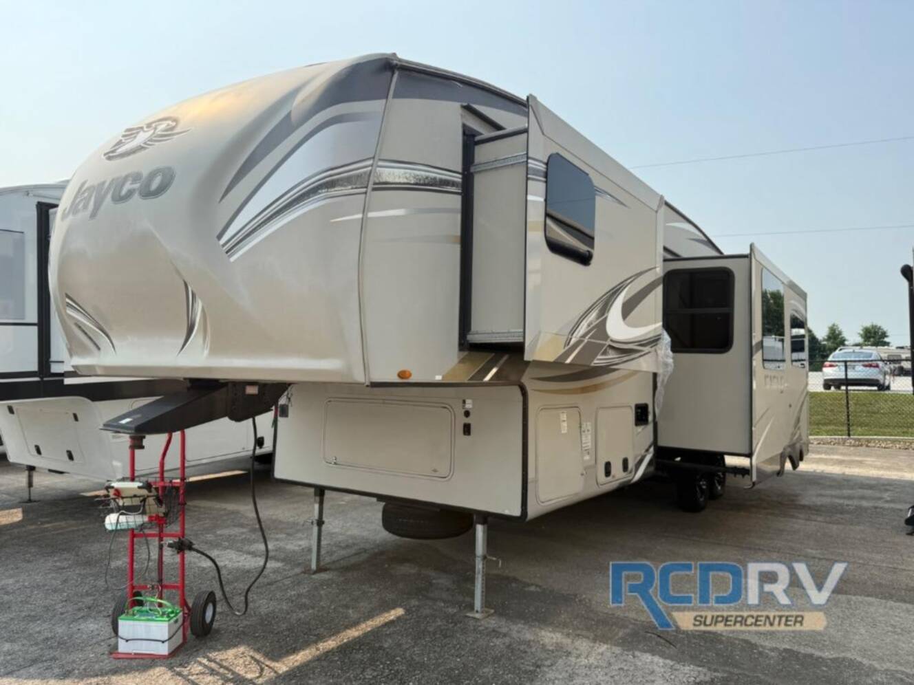 A photo of this 2017 Jayco Eagle HT 29.5BHDS