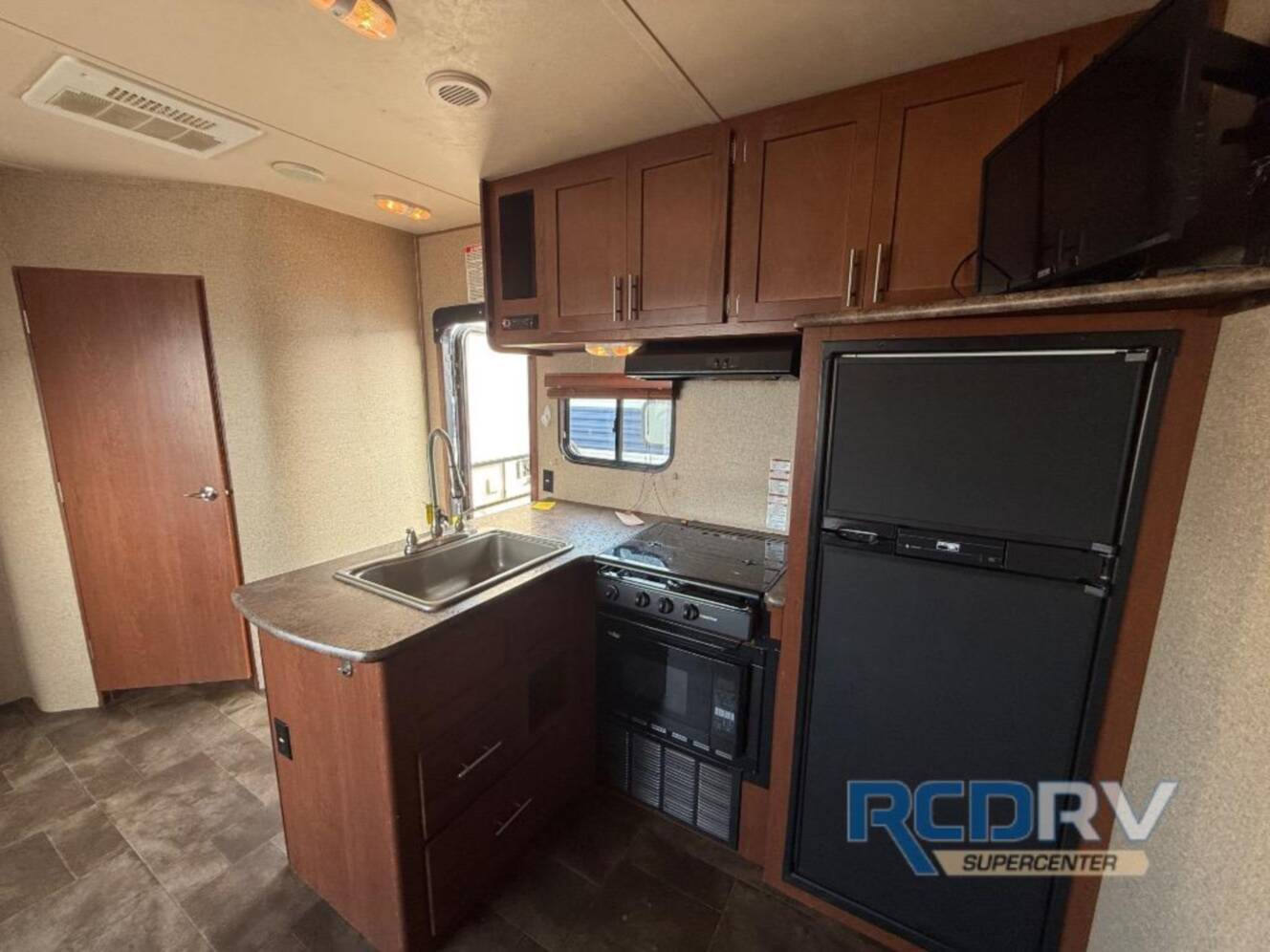 A photo of this 2016 Forest River Rv Vengeance Super Sport 31V