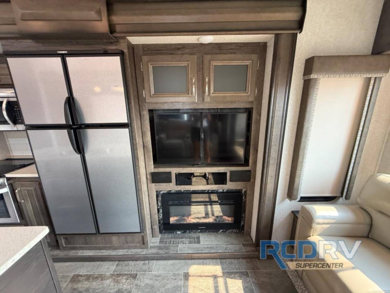 A photo of this 2019 Keystone Rv Montana High Country 305RL