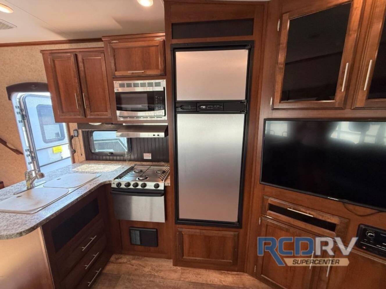 A photo of this 2017 Jayco Eagle HT 29.5BHDS