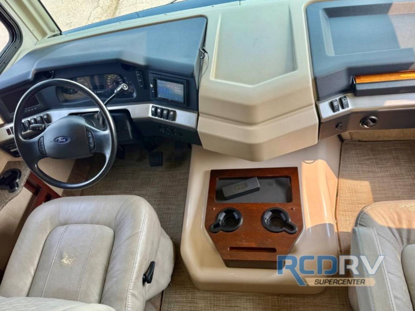 A photo of this 2017 Fleetwood Rv Bounder 33C