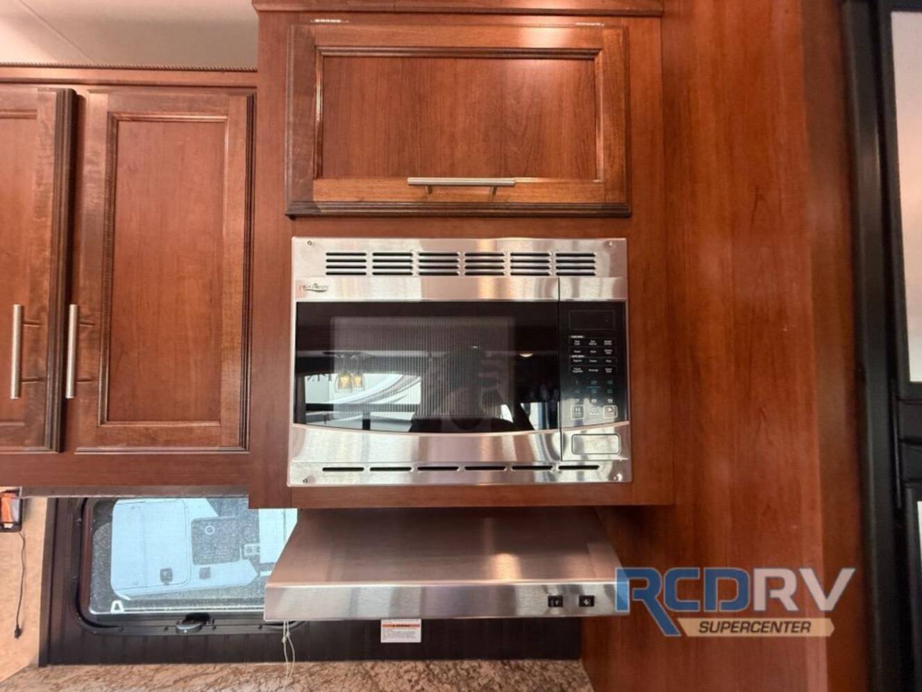 A photo of this 2017 Jayco Eagle HT 29.5BHDS