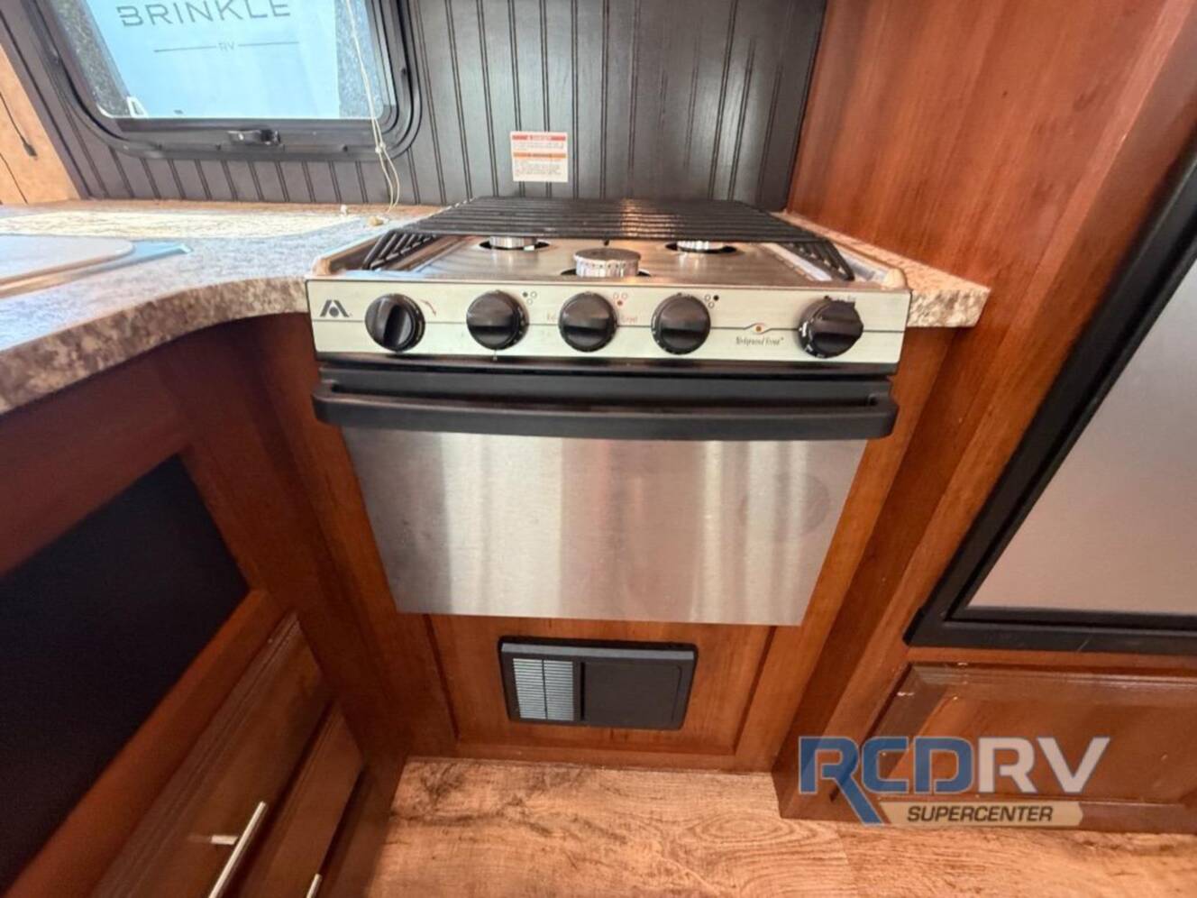 A photo of this 2017 Jayco Eagle HT 29.5BHDS