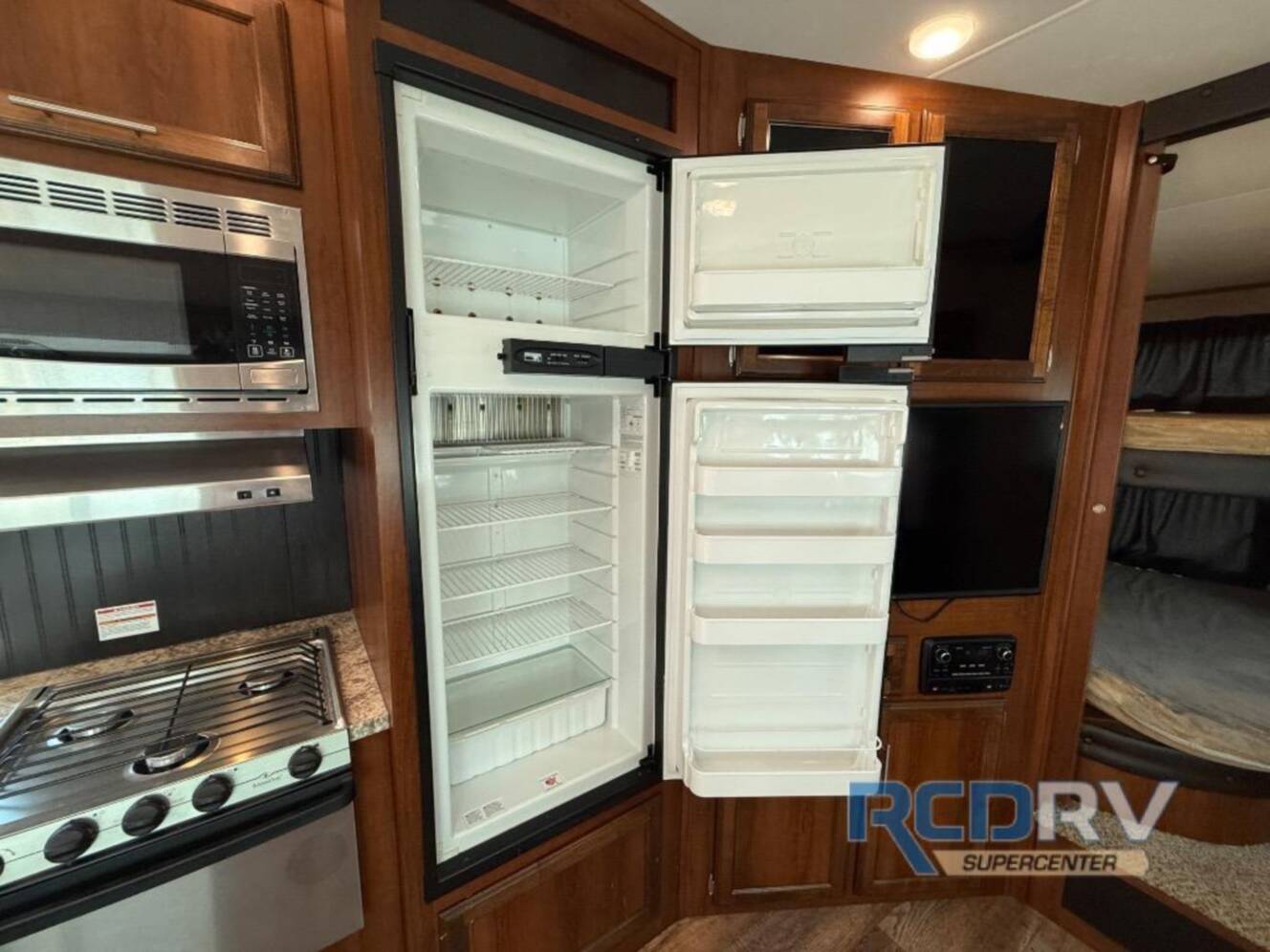 A photo of this 2017 Jayco Eagle HT 29.5BHDS
