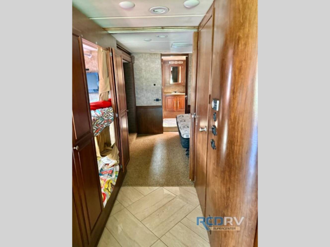 A photo of this 2016 Coachmen Rv Sportscoach Cross Country RD 407FW
