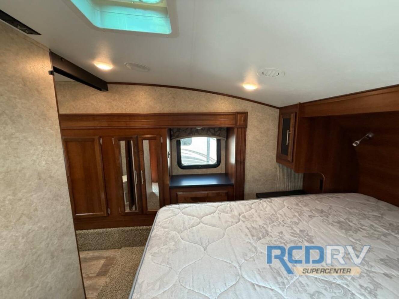 A photo of this 2017 Jayco Eagle HT 29.5BHDS