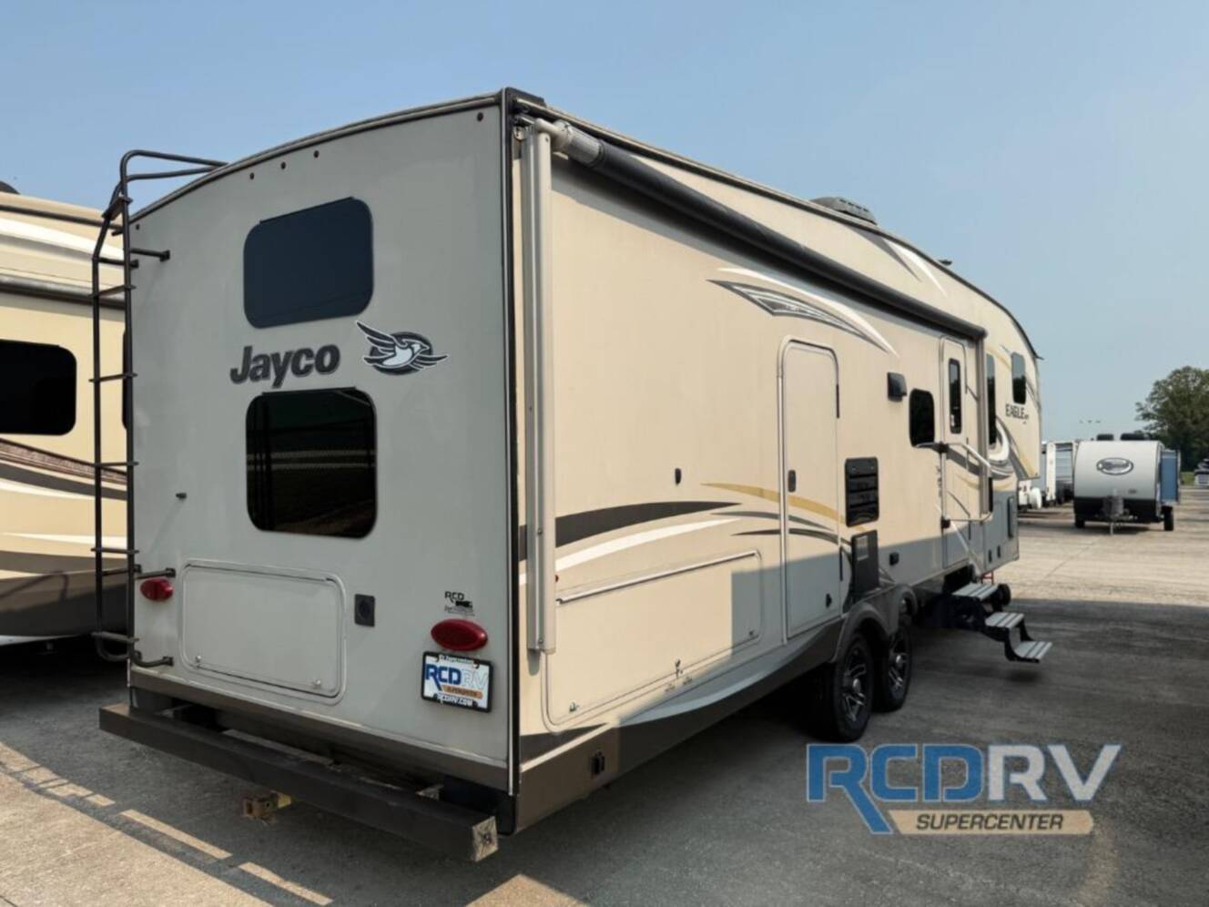A photo of this 2017 Jayco Eagle HT 29.5BHDS