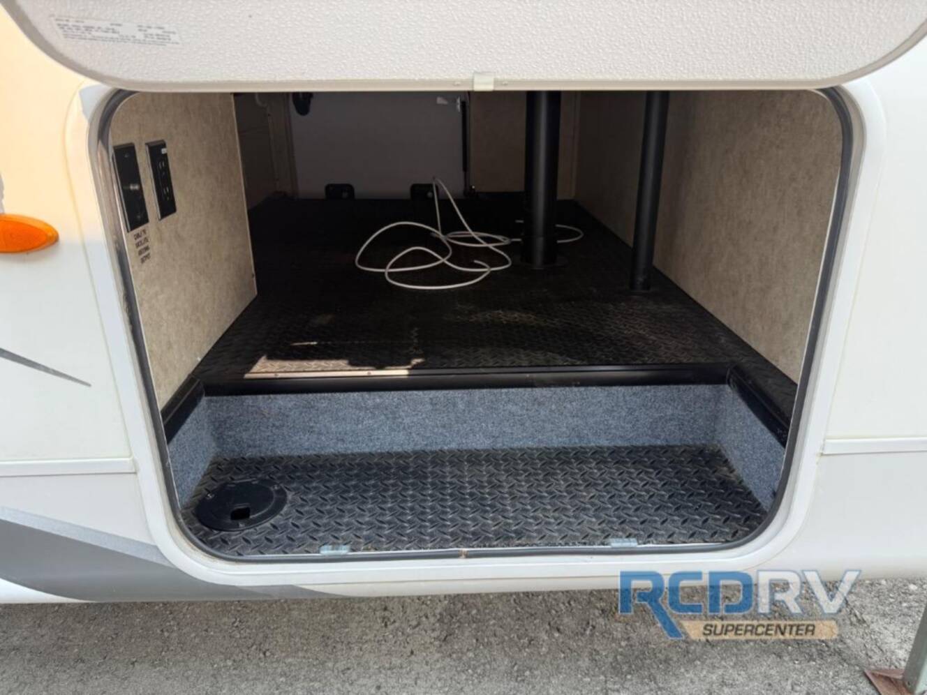 A photo of this 2017 Jayco Eagle HT 29.5BHDS