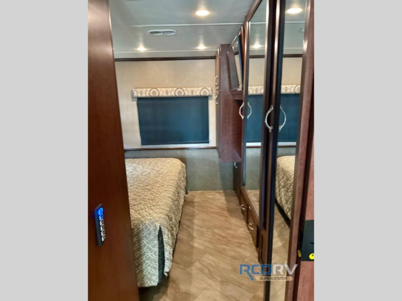 A photo of this 2017 Fleetwood Rv Bounder 33C