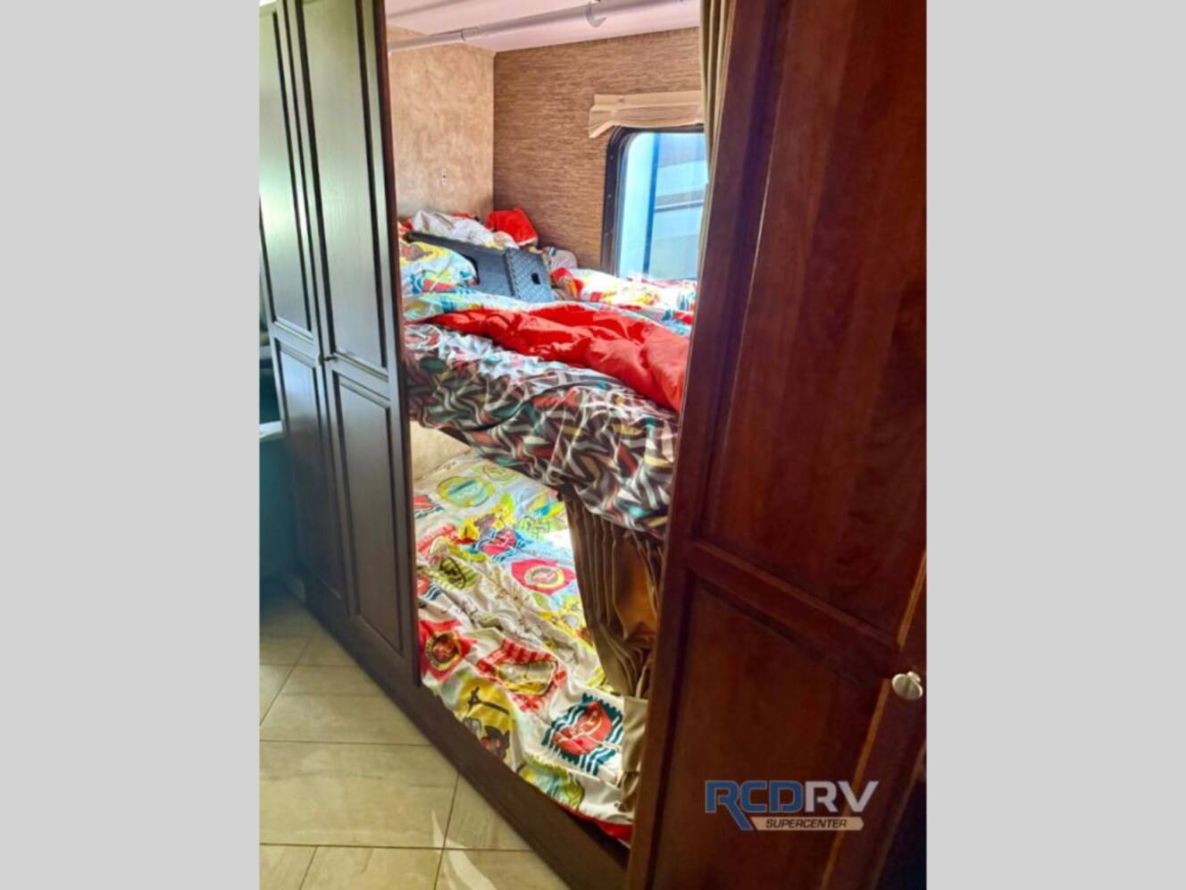 A photo of this 2016 Coachmen Rv Sportscoach Cross Country RD 407FW