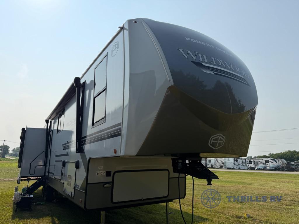 2027 Forest River Rv Wildwood Heritage Glen 373MBRL in columbia city IN