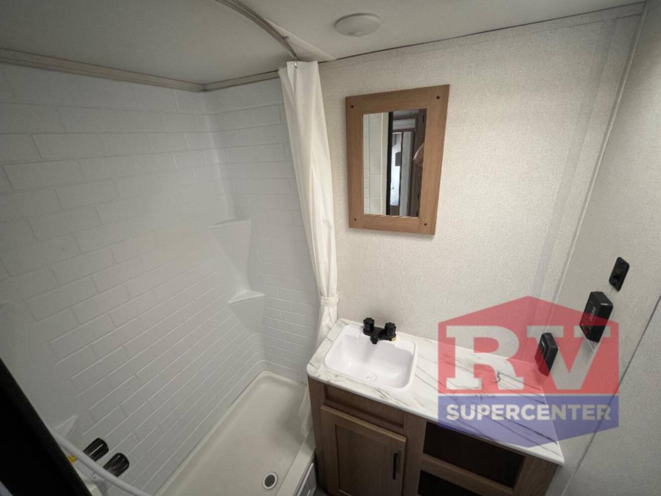A photo of this 2023 Prime Time Rv Avenger 28QBSLE