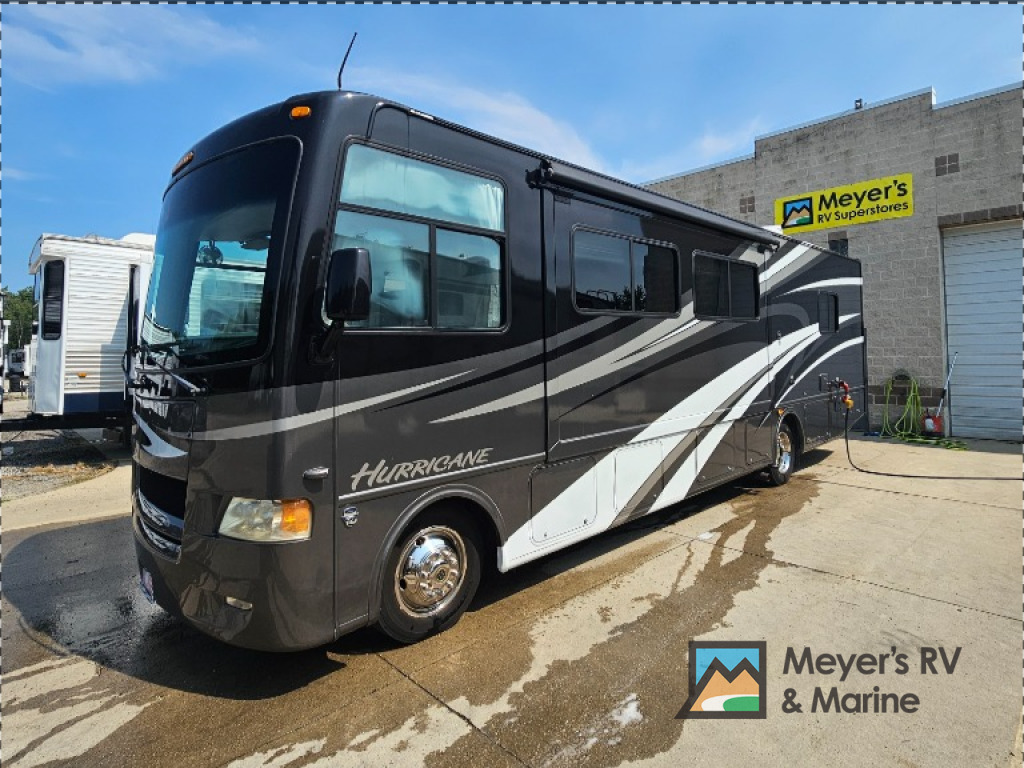 2012 Thor Motor Coach Hurricane 32A in madison OH