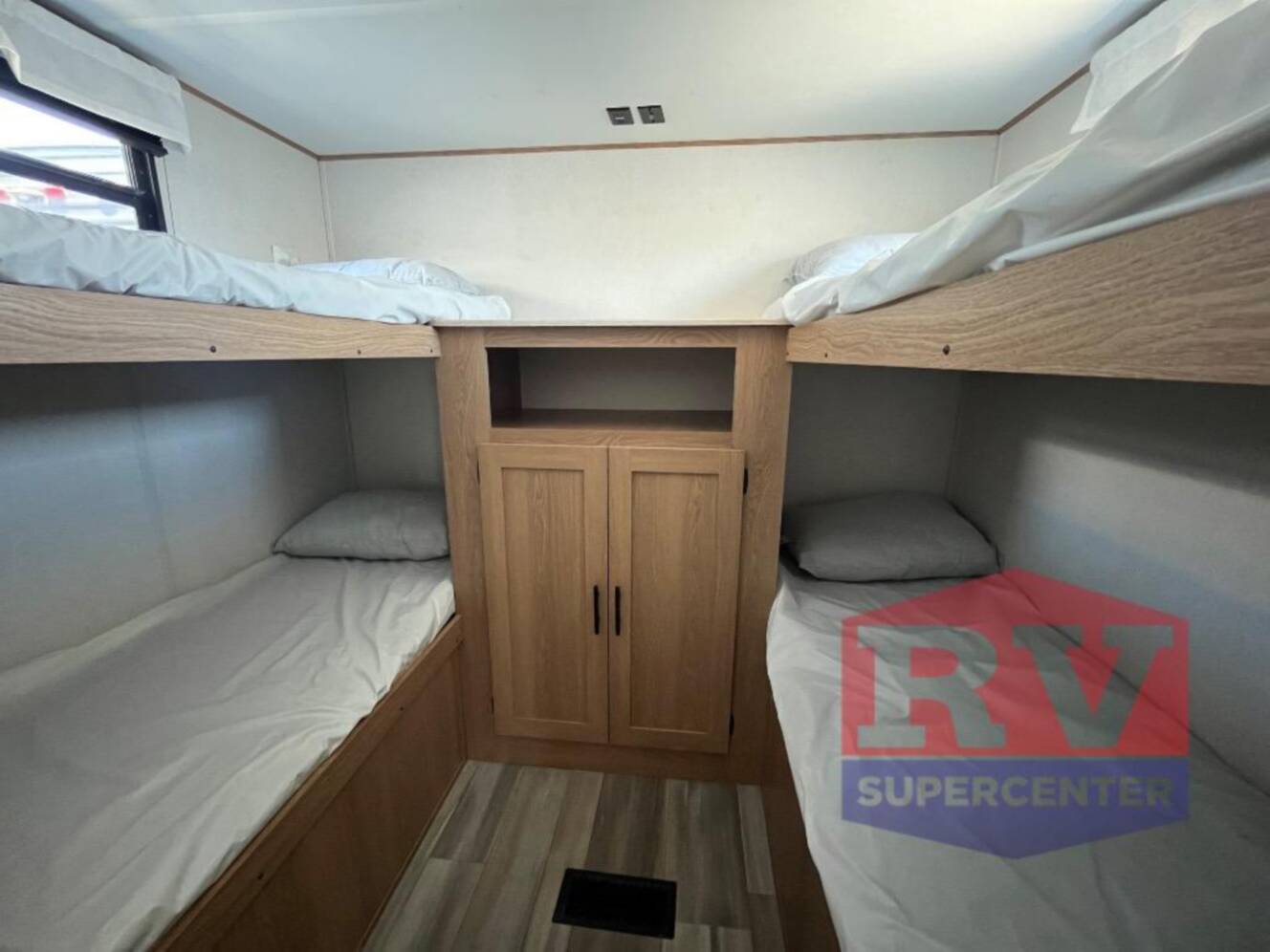 A photo of this 2023 Prime Time Rv Avenger 28QBSLE