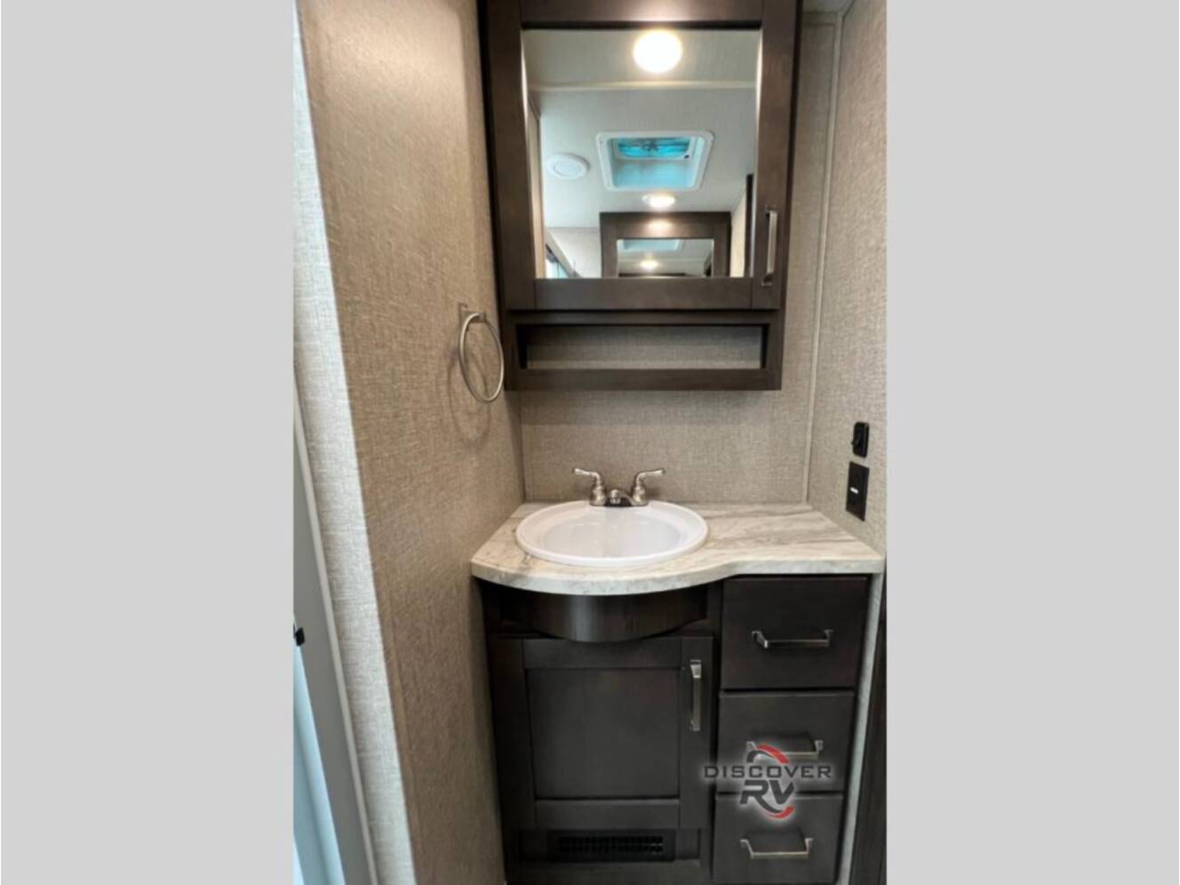 A photo of this 2021 Grand Design Reflection 31MB