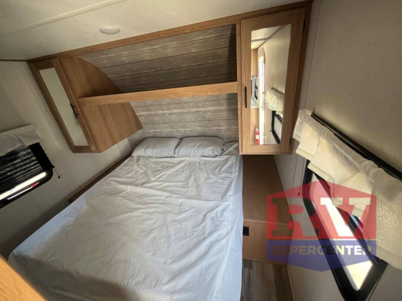 A photo of this 2023 Prime Time Rv Avenger 28QBSLE