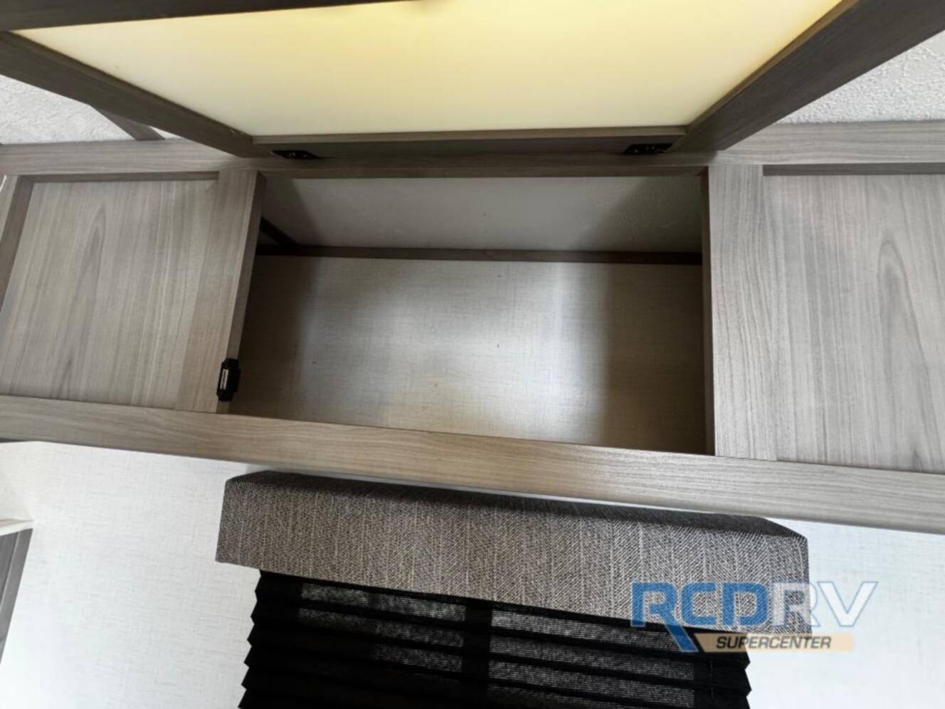 A photo of this 2024 Dutchmen Rv Coleman Lantern LT Series 17B