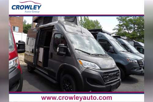 2024 Winnebago Solis Pocket 36B in bristol CT