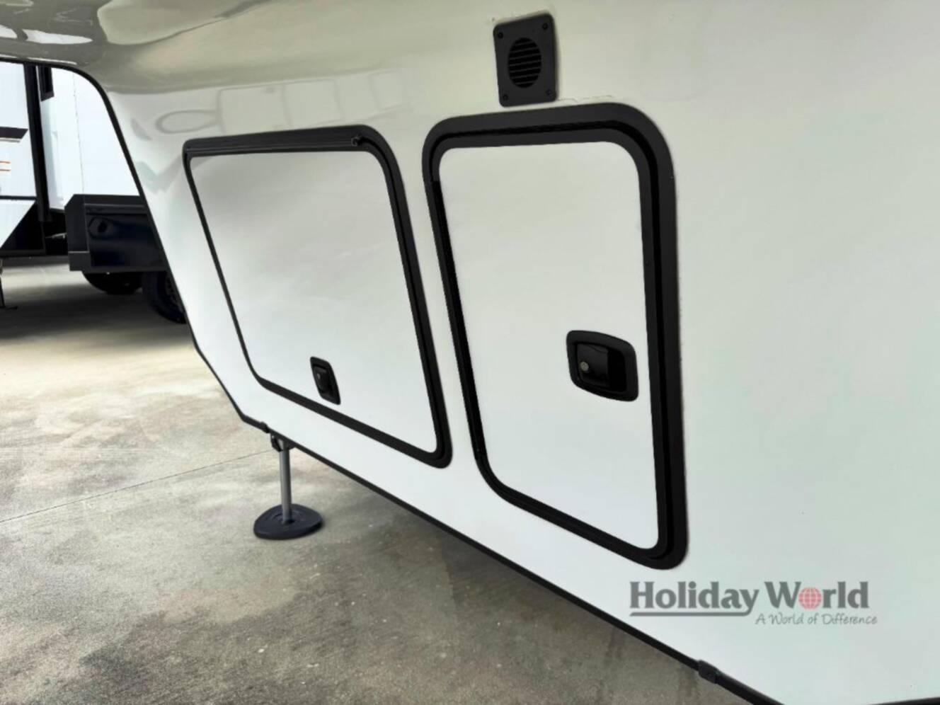 A photo of this 2026 Keystone Rv Montana 3231CK