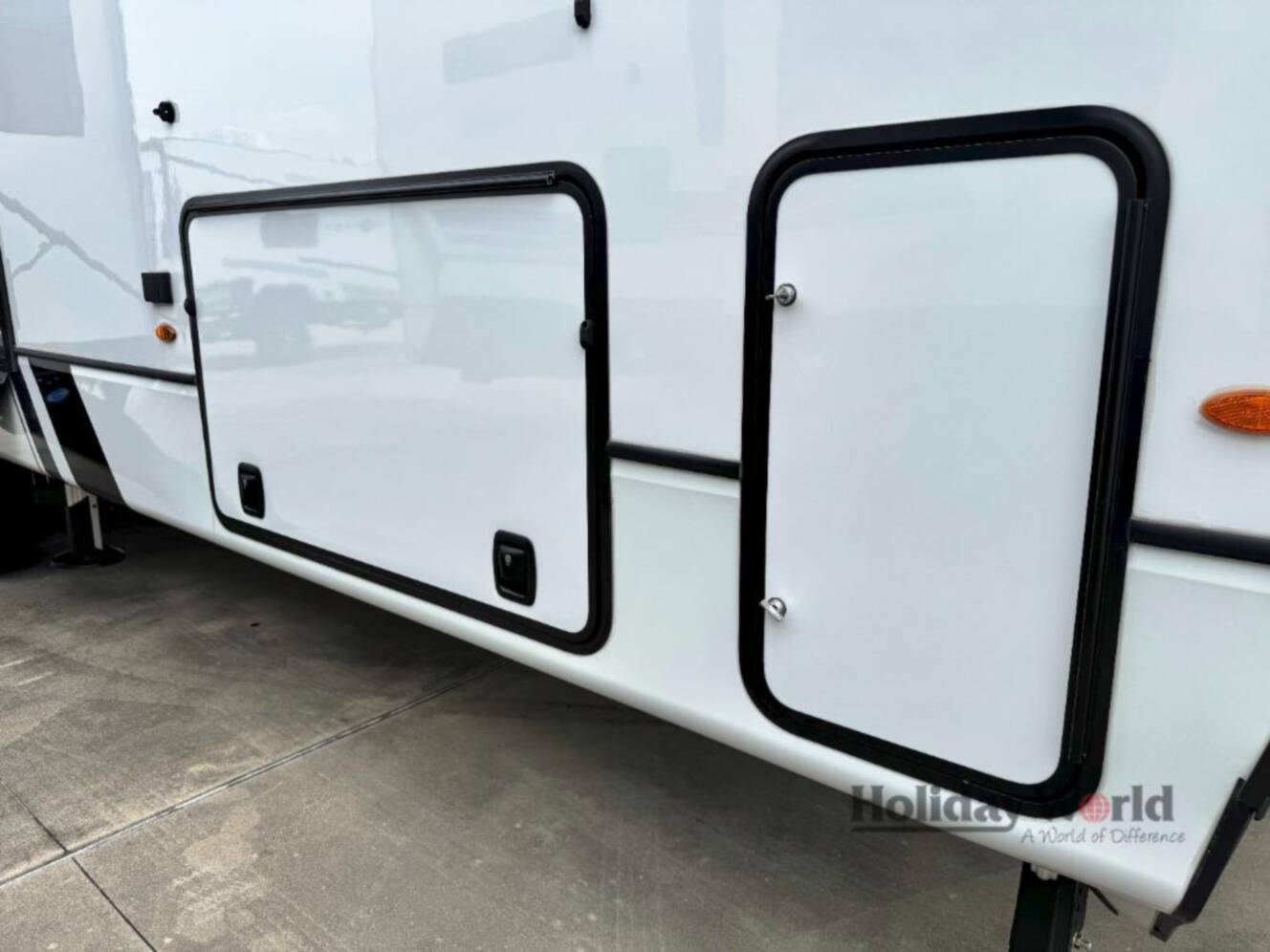 A photo of this 2026 Keystone Rv Montana 3231CK