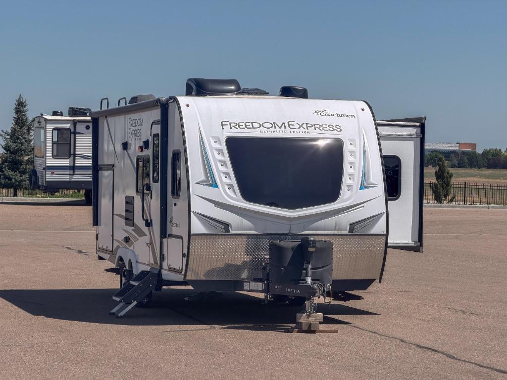 2020 Coachmen Rv Freedom Express Ultra Lite 195RBS in greeley CO