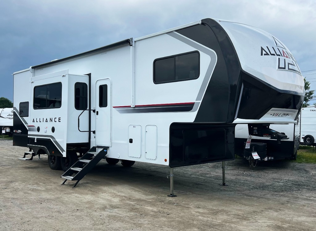 2027 Alliance Rv Valor All-Access 32A10 in manchester ME
