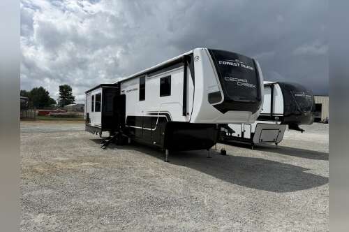 2027 Forest River Rv Cedar Creek 390 RKB in anderson SC