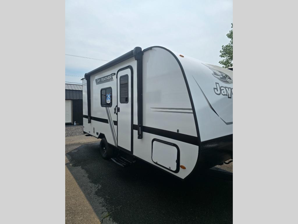 2027 Jayco Jay Feather Air SL 17BHSL in moorefield WV