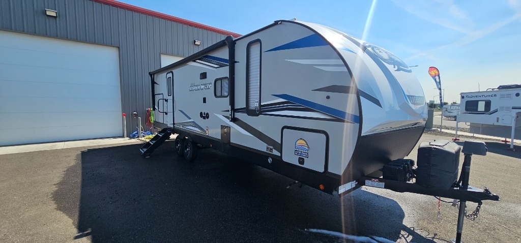 2022 Forest River Rv Cherokee Alpha Wolf 26RB-L in richland WA