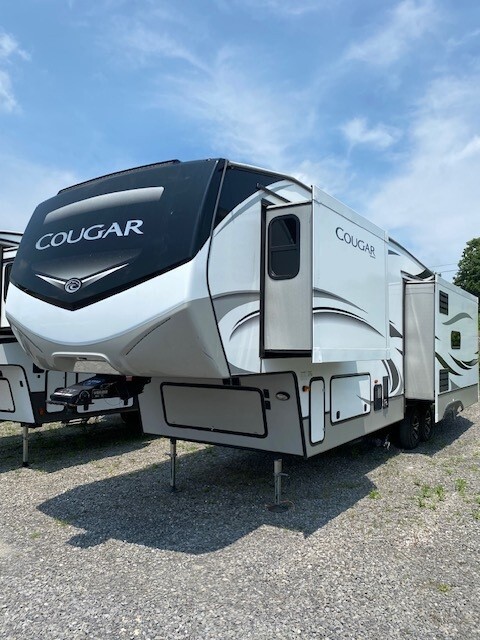2020 Keystone Rv Cougar 315RLS in saegertown PA
