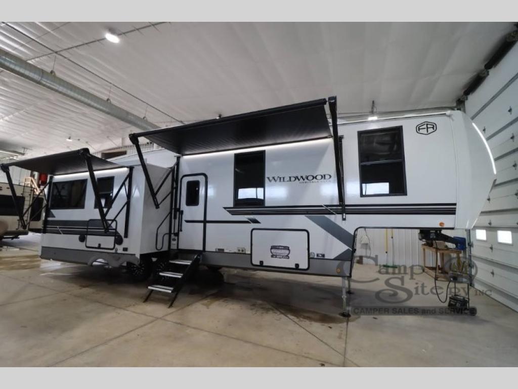 2027 Forest River Rv Wildwood Heritage Glen 321DRL in cresco IA