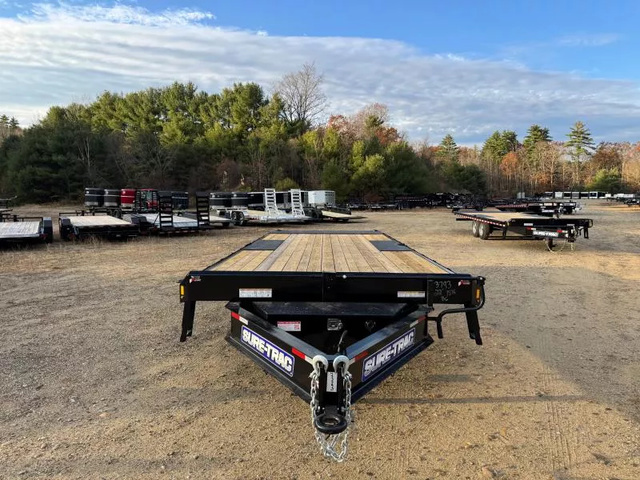 2026 SURE-TRAC 8.5X24 Powder Coated 15K Power Tilt Deckover Equip in Bangor, ME