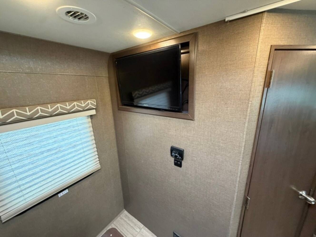 A photo of this 2018 Thor Motor Coach Freedom Traveler 27A