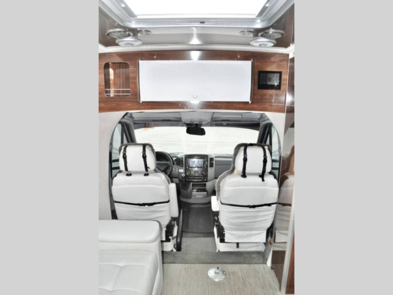 A photo of this 2019 Airstream Atlas 25MS