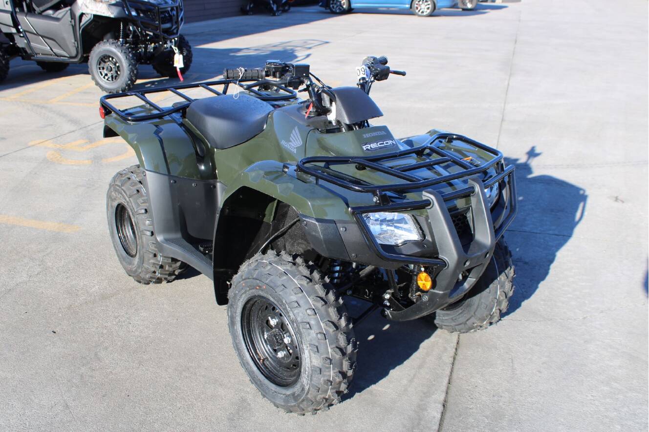 A photo of this 2026 Honda FourTrax Recon