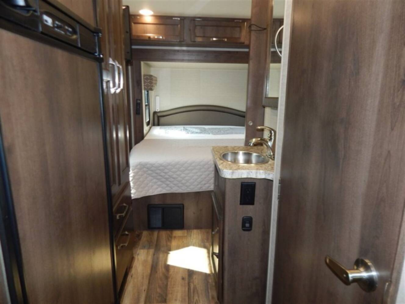 A photo of this 2018 Jayco Melbourne 24KP