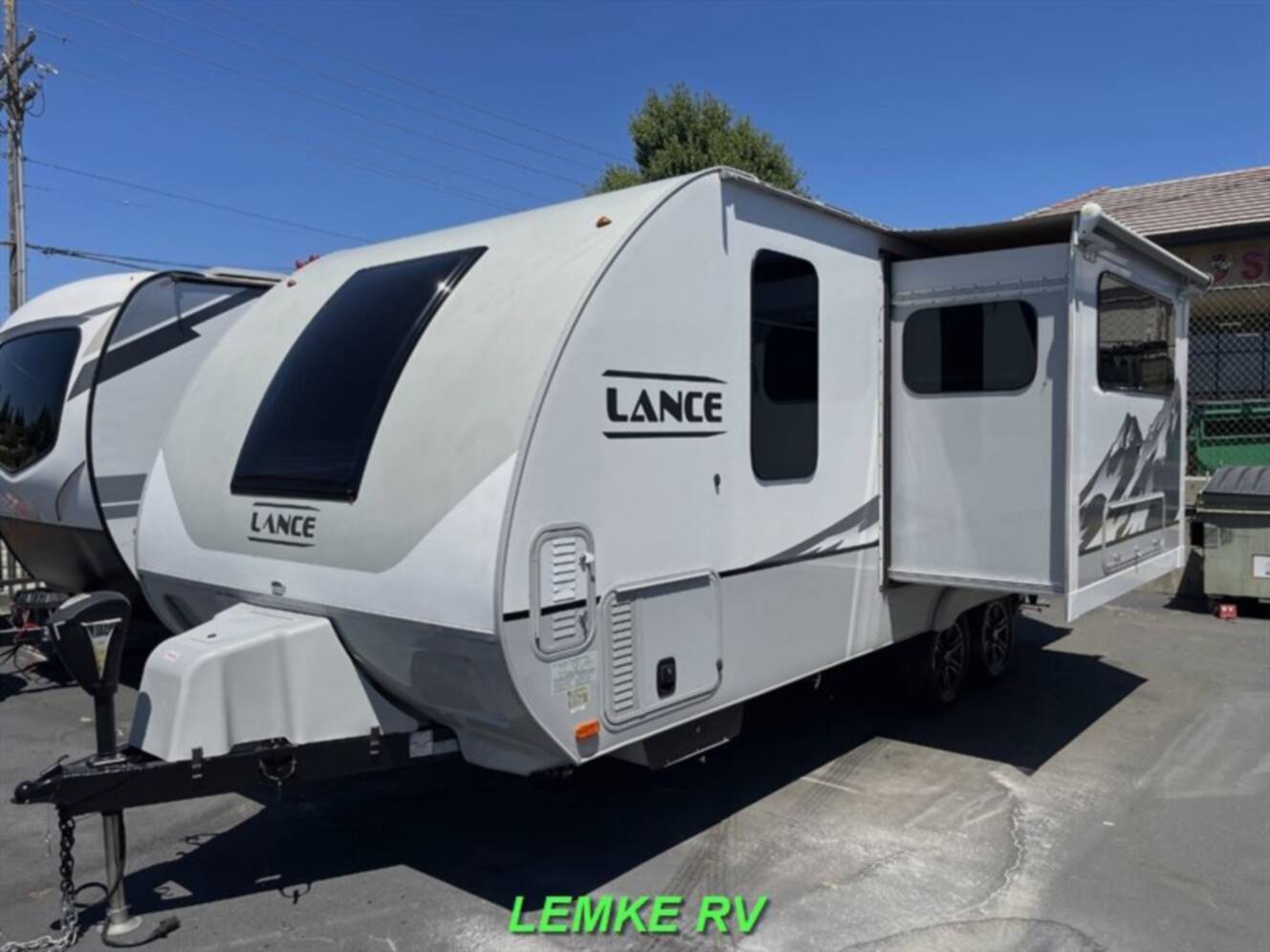 A photo of this 2021 Lance 1985