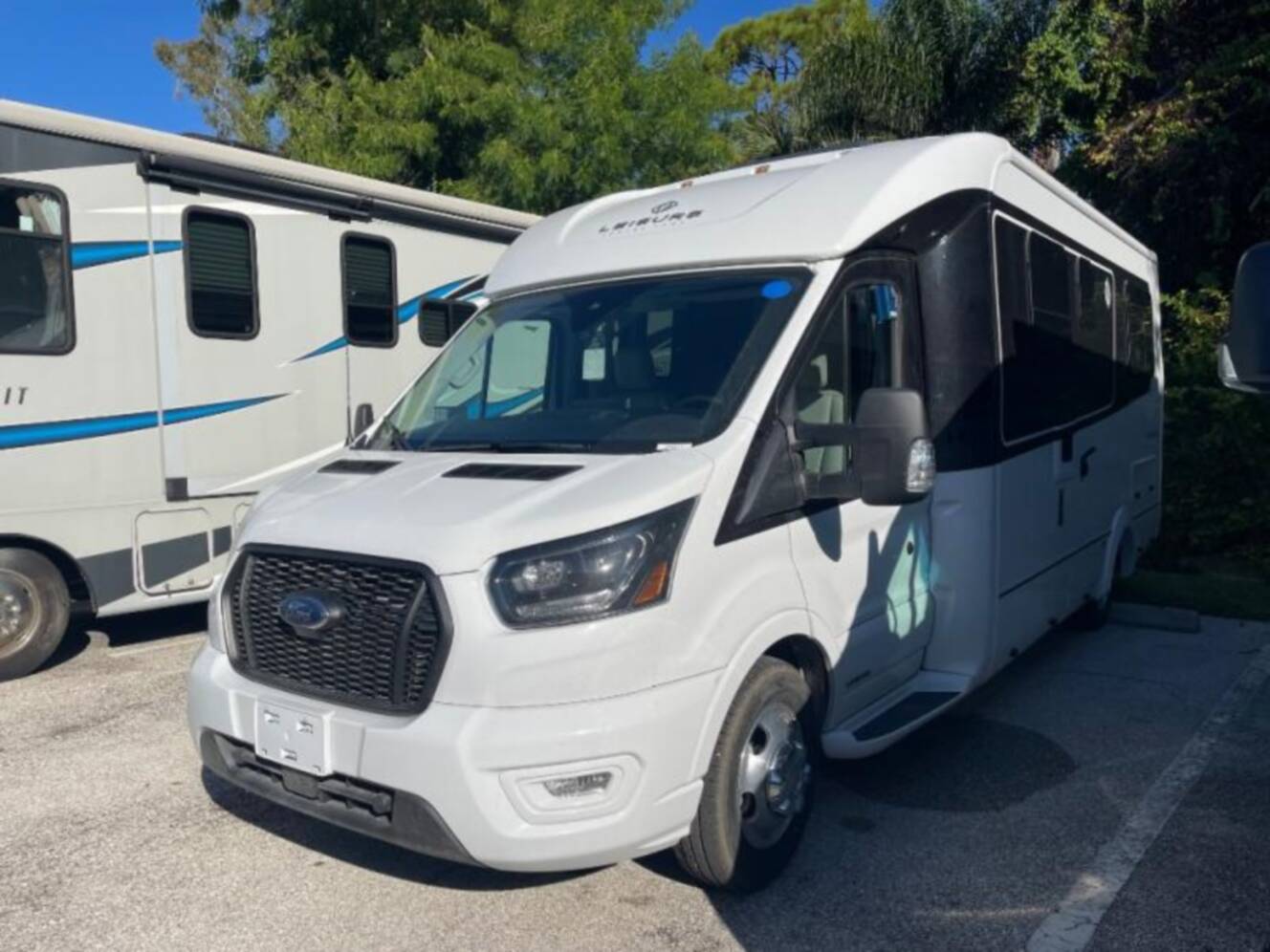 A photo of this 2025 Leisure Travel Wonder 24RL