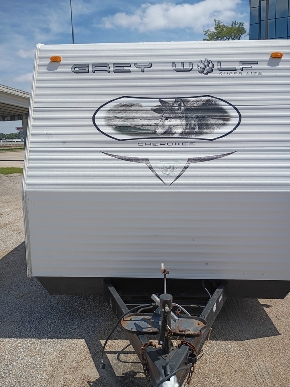 2010 Forest River Cherokee Grey Wolf 26K RV