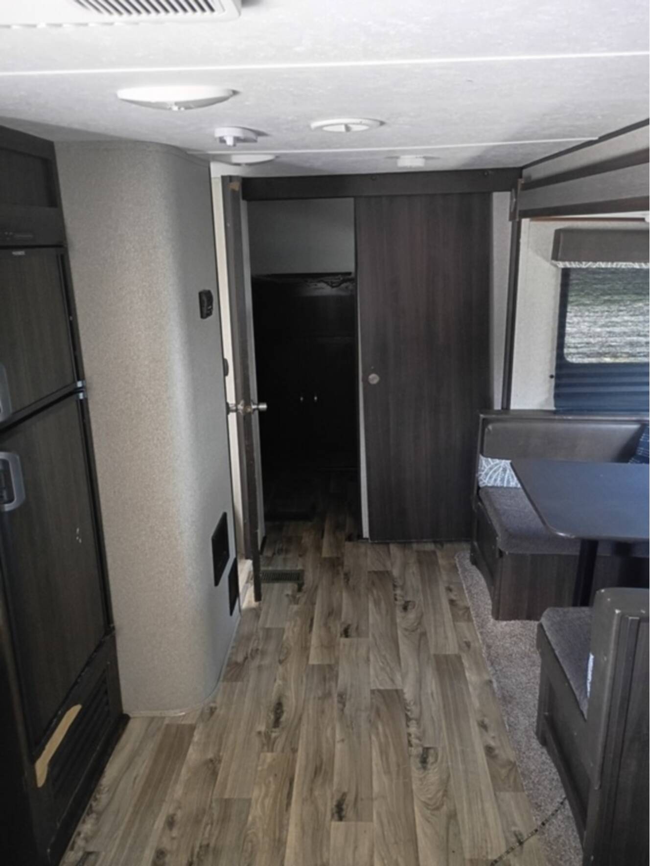 A photo of this 2020 Keystone Springdale (East) 298BH