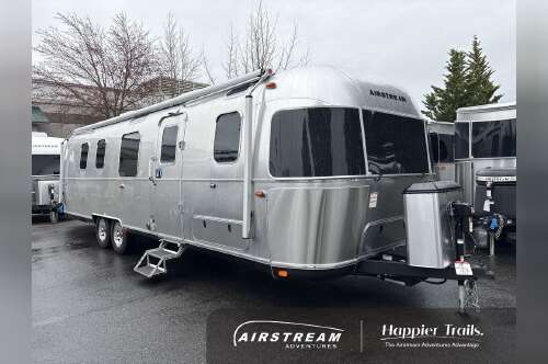 2026 Airstream Classic 33FB in milton WA