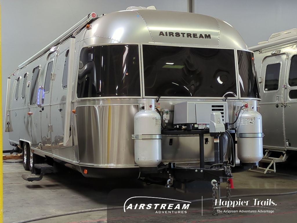 2020 Airstream Classic 33FB Twin RV