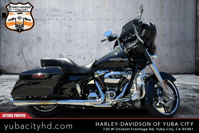 2018 Harley-Davidson Street Glide in Yuba City, CA
