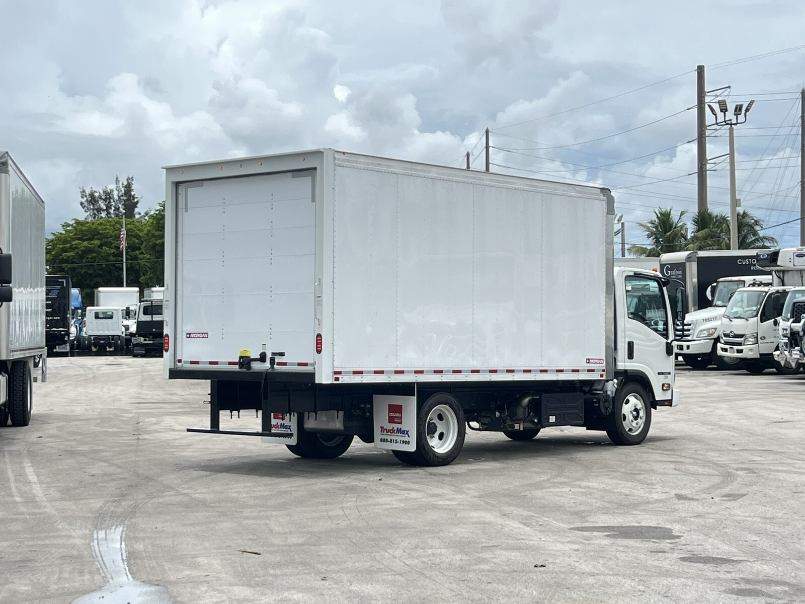 2025 ISUZU NPR XD in Miami, FL