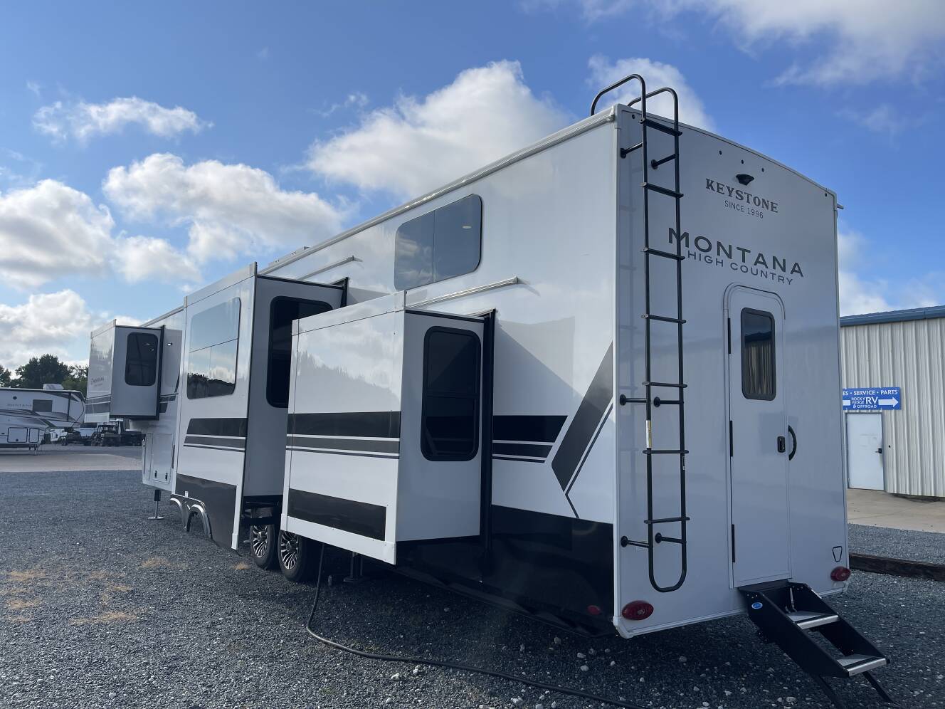 A photo of this 2027 Keystone Montana High Country 391TB