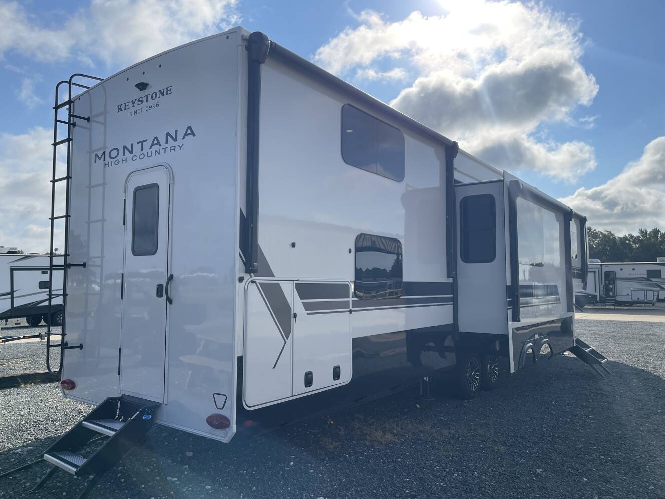 A photo of this 2027 Keystone Montana High Country 391TB
