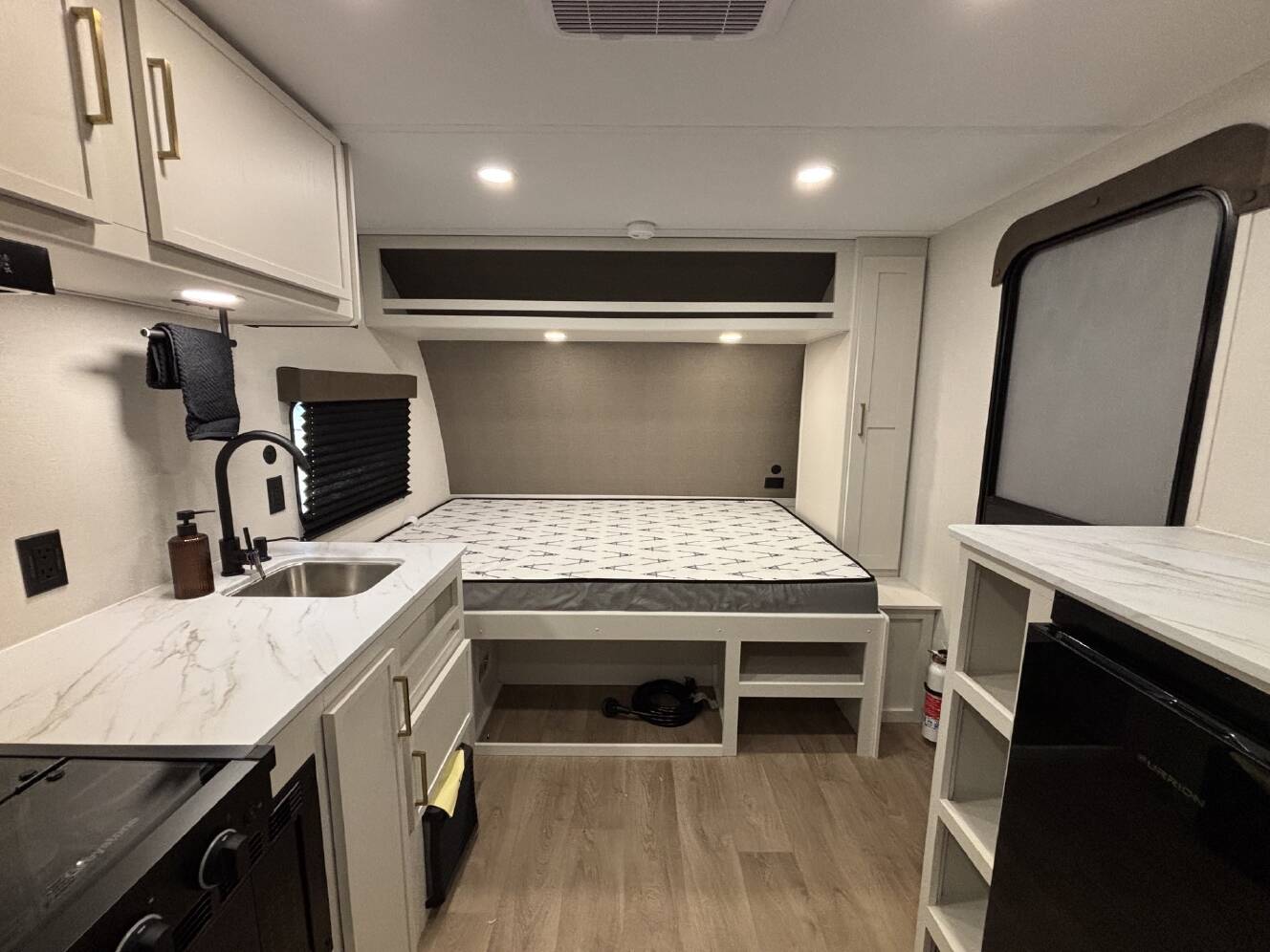 A photo of this 2027 Grand Design TRANSCEND LITE 121RBL