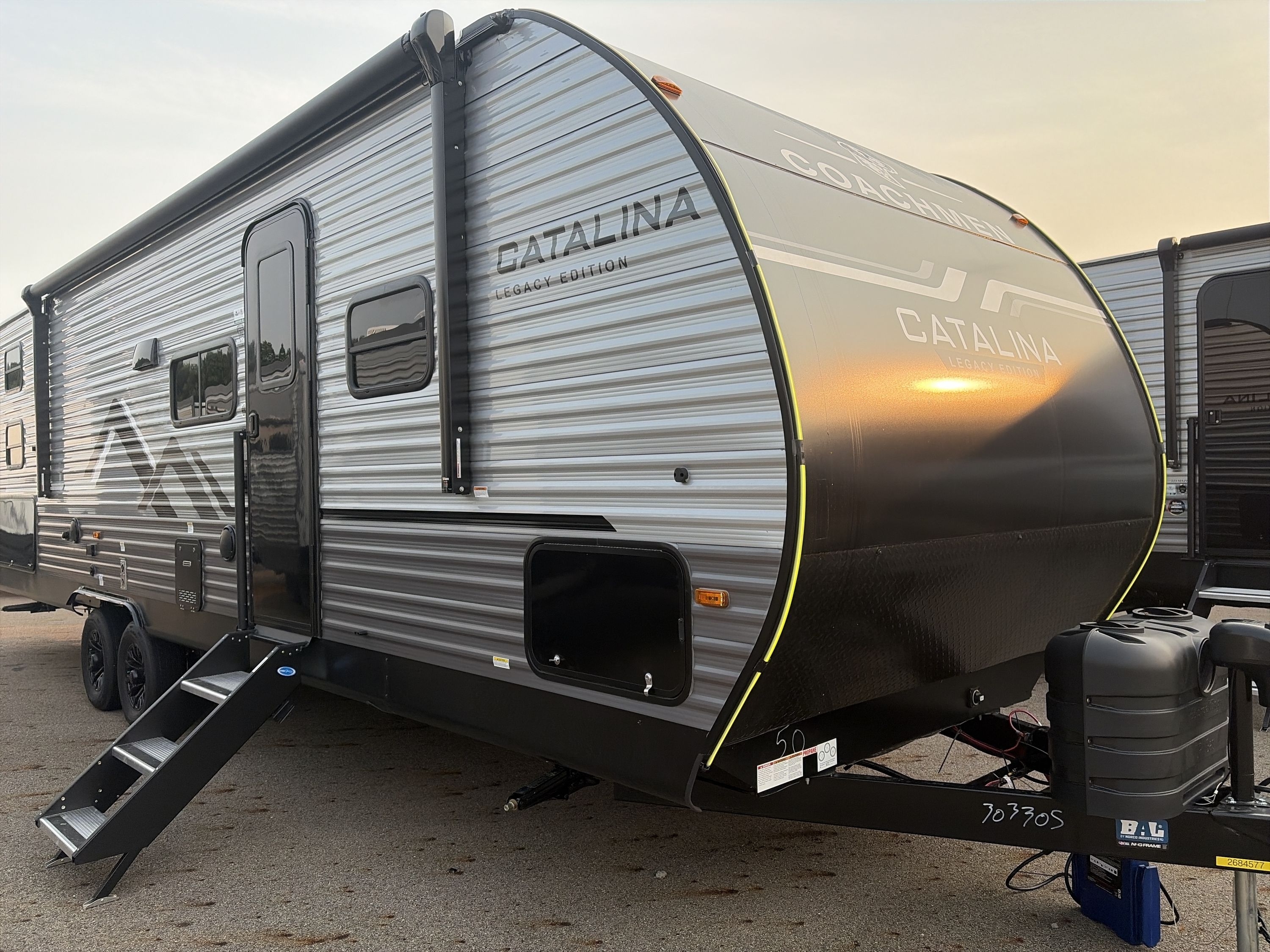2027 Coachmen CATALINA LEGACY 293QBCK in sunbury OH